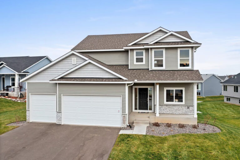 New Construction Homes in Hanover, MN Crow River Fieldstone Family